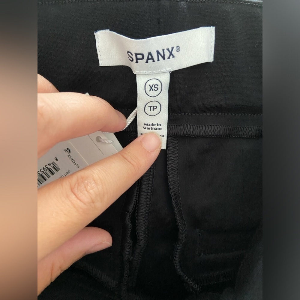 NWT Spanx The Perfect Pant Kick Flare Size Xs - Picture 7 of 8